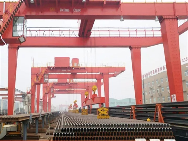 Rail Monted Gantry Crane With Large Capacity